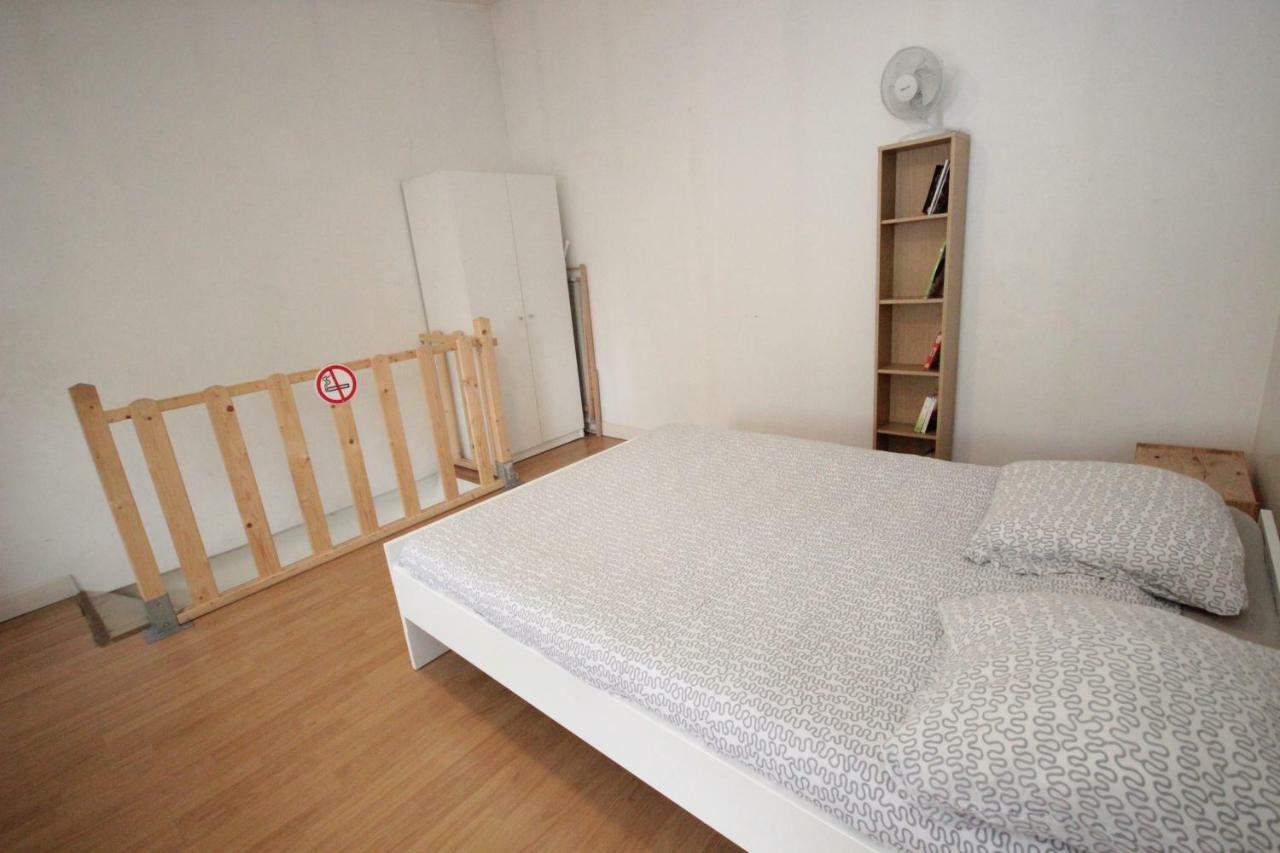 Ymmo 93500 Apartamento Pantin Exterior foto