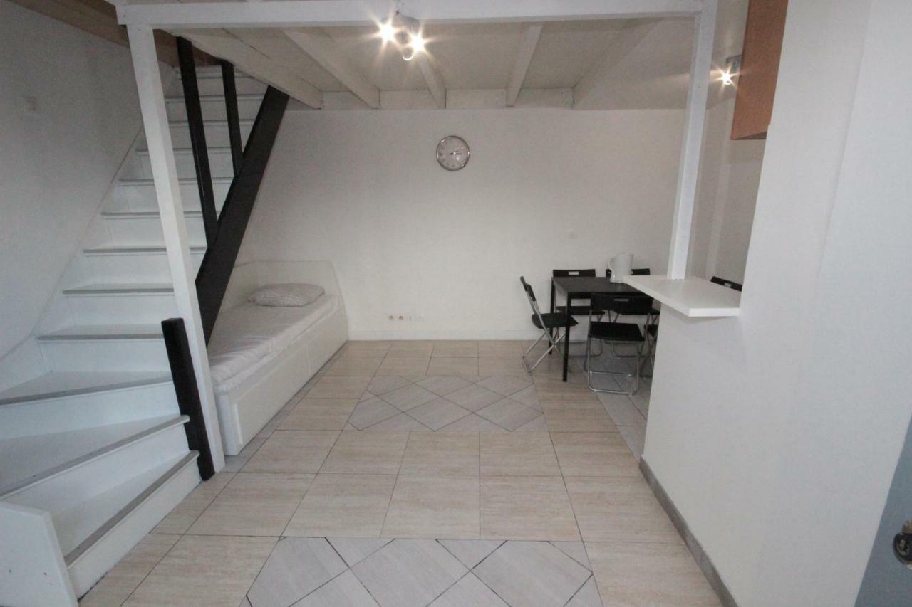 Ymmo 93500 Apartamento Pantin Exterior foto