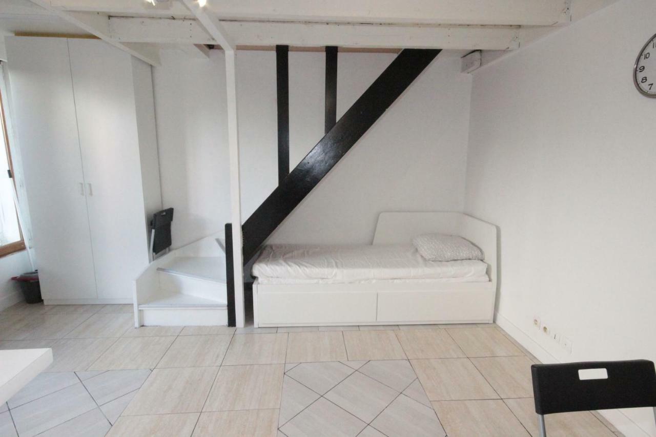Ymmo 93500 Apartamento Pantin Exterior foto